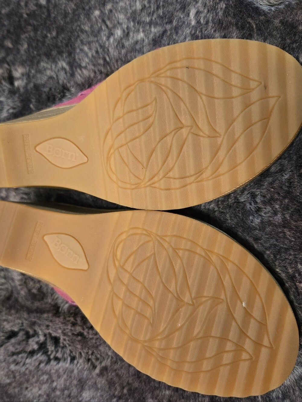 Born Women's Pink Wedge Sandals - Picture 4 of 8